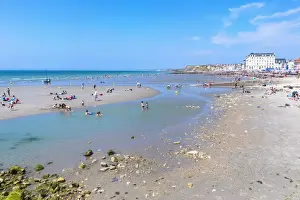 Wimereux beach, Cote d Opale, Region Nord-Pas de Calais, France, Europe