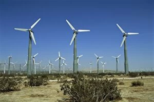 Images Dated 28th November 2007: Wind farm near Palm Springs, California, United States of America, North America