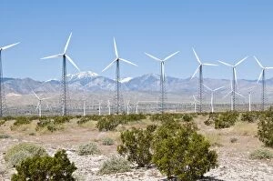 Images Dated 28th March 2010: Wind farm outside Palm Springs, California, United States of America, North America