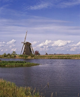 Wind Power Prints: Windmill at Kinderdijk, UNESCO World Heritage Site, near Rotterdam, Netherlands, Europe