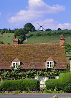 Cottage Prints: Windmill overlooking the village of Turville in the Chilterns, Buckinghamshire