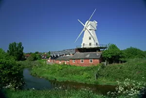 Wind Mill Collection: Windmill, Rye, East Sussex, England, United Kingdom, Europe