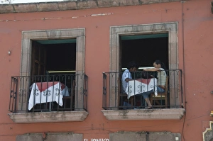 Images Dated 24th April 2008: Windows in San Miguel de Allende (San Miguel), Guanajuato State, Mexico, North America