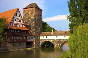 The Wine Store and Hangmans Bridge on the Pegnitz River, Nuremberg, Bavaria, Germany, Europe