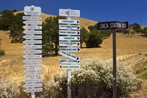 Images Dated 16th July 2009: Winery Signs, Santa Ynez Valley, Santa Barbara County, Central California
