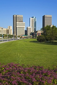 Images Dated 24th June 2007: Winnipeg skyline, Manitoba, Canada, North America