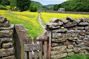 Text Prints: Winter Food for Stock sign on gate in meadow at Muker