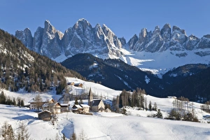 Images Dated 19th February 2009: Winter landscape of St. Magdalena village and church, Geisler Spitzen, 3060m