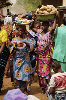Carrying Prints: Women carrying goods to market, Bobo-Dioulasso, Burkina Faso, West Africa, Africa