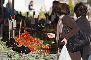 Vegetables Prints: Women shopping in market in Alberobello, Puglia, Italy, Europe