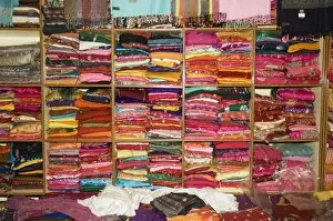 Images Dated 17th January 2000: Wonderful Rajasthani fabric shops
