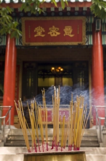 Wong Tai Sin Temple, Wong Tai Sin district, Kowloon, Hong Kong, China, Asia