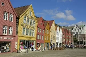 Images Dated 26th July 2010: Wooden buildings on the waterfront, Bryggen, Vagen harbour, UNESCO World Heritage Site, Bergen