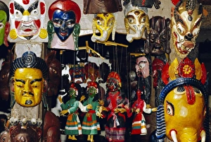 Puppet Prints: Wooden masks and puppets