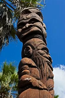 Images Dated 6th September 2008: Wooden statues in the sculpture garden of La Foa, West coast of Grand Terre, New Caledonia