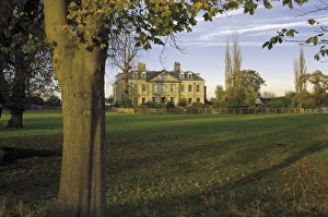 Wooten Hall, Wootton Wawen (Wooten Wawen), the oldest church in the county