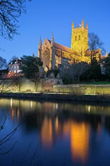 Worcestershire Collection: Worcester Cathedral on the River Severn floodlit at dusk, Worcester, Worcestershire, England