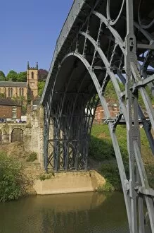 Images Dated 11th January 2000: The worlds first Ironbridge built by Abraham Darby over the River Severn at Ironbridge Gorge