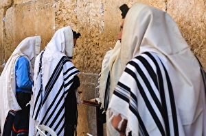 Worshippers at the Western Wall, Jerusalem, Israel, Middle East
