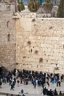 Images Dated 23rd February 2009: Worshippers at the Western Wall, Jerusalem, Israel, Middle East