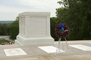 Wreath Prints: Wreath laying ceremony at the Tomb of the Unknown Soldier