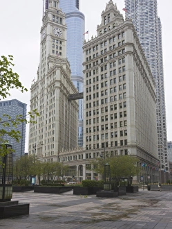 Images Dated 11th May 2008: The Wrigley Building, North Michigan Avenue, The Magnificent Mile, Chicago