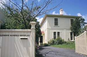 Images Dated 6th August 2008: Writer Katherine Mansfields birthplace