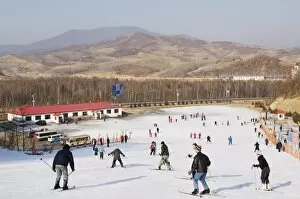 Images Dated 3rd February 2008: Yabuli ski resort, Heilongjiang Province, Northeast China, China, Asia