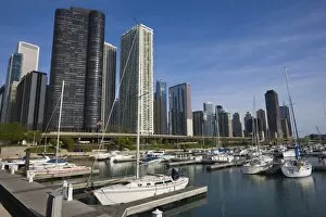 Images Dated 10th May 2008: Yacht marina, Chicago, Illinois, United States of America, North America