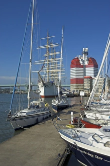 Images Dated 20th January 2000: Yachts moored near the Uitken lookout in Gothenburg
