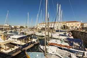 Images Dated 14th August 2009: Yachts moored at the Quai de Bernonville in this north coast town, Saint Martin de Re