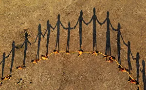 Kids Prints: Yanomami children lining up creating a circle
