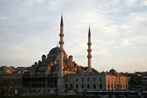 The Yeni Camii mosque also known as the new mosque, Istanbul, Turkey, Europe
