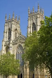 Images Dated 4th June 2010: York Minster, northern Europes largest Gothic cathedral, city of York