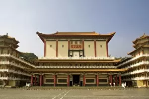Images Dated 24th November 2010: Yuanheng Buddhist temple, Kaohsiung, Taiwan, Asia