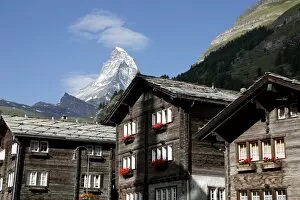 Images Dated 13th July 2009: Zermatt and the Matterhorn behind, Valais, Swiss Alps, Switzerland, Europe