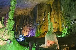 Images Dated 27th April 2008: Zhijin Cave, the largest in China at 10 km long and 150 high, Guizhou Province