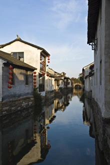 Images Dated 17th November 2008: Zhouzhuang, Jiangsu, China