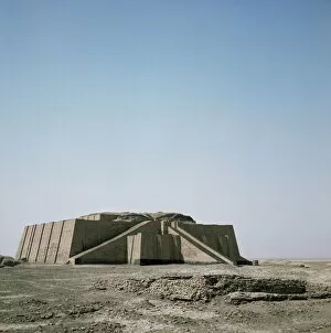 Images Dated 2nd August 2008: The ziggurat at Ur