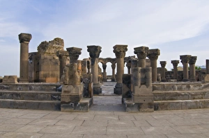 Zvarnots Cathedral, UNESCO World Heritage Site, Zvartnots, Armenia, Caucasus